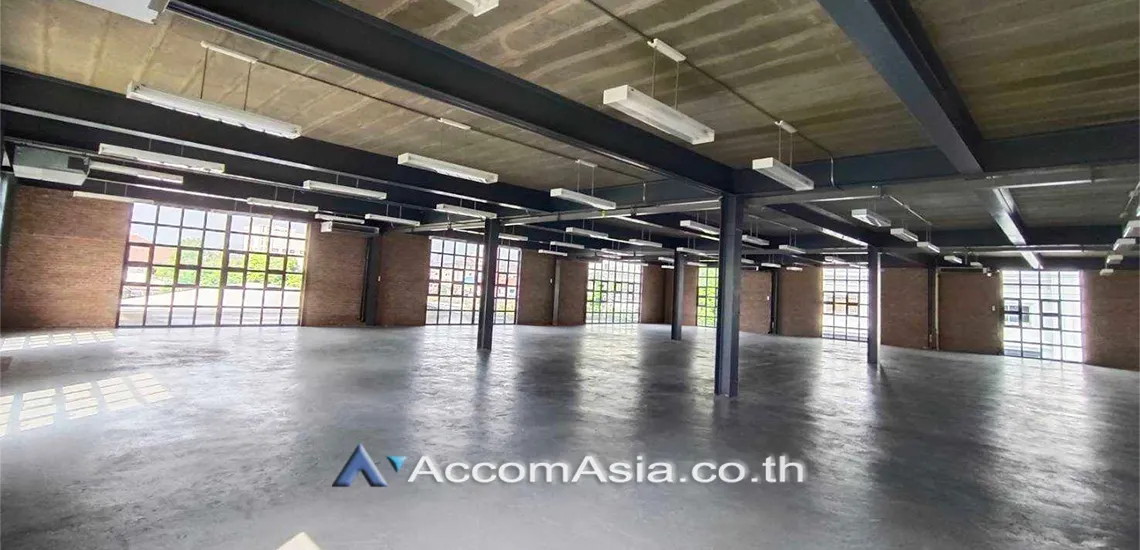 unit Building For Rent in Samutprakan, Samutprakan  near BTS Bearing (AA31725)