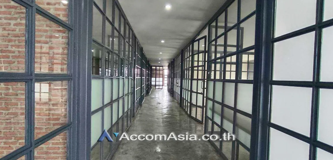 9  Building For Rent in Samutprakan ,Samutprakan BTS Bearing AA31725