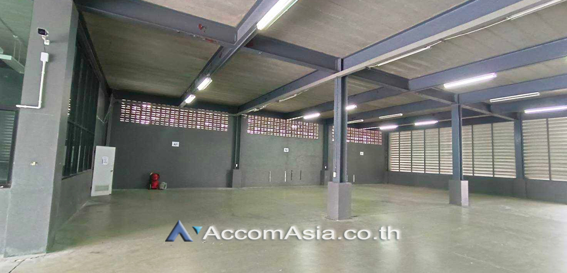 8  Building For Rent in Samutprakan ,Samutprakan BTS Bearing AA31725