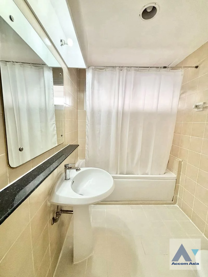 12  3 br Condominium For Rent in Sukhumvit ,Bangkok BTS Phrom Phong at The Waterford Diamond AA31734