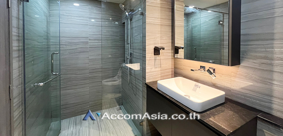 21  2 br Condominium For Rent in Ploenchit ,Bangkok BTS Ratchadamri - MRT Silom at Klass Sarasin-Rajdamri AA31760