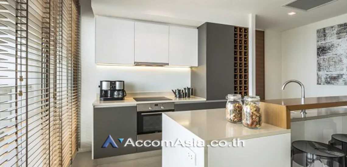 4  5 br Condominium For Sale in Charoen Nakhon ,Bangkok BTS Krung Thon Buri at The River Condominium AA31764