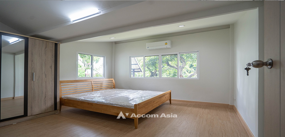 16  3 br House for rent and sale in Sukhumvit ,Bangkok MRT Sukhumvit - BTS Asok at House in Compound AA31766
