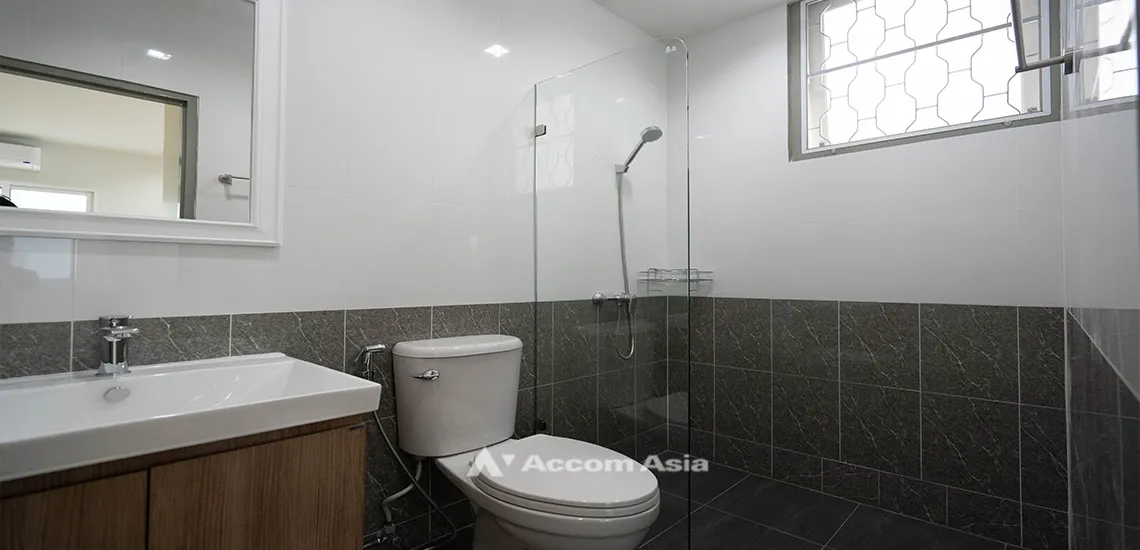 19  3 br House for rent and sale in Sukhumvit ,Bangkok MRT Sukhumvit - BTS Asok at House in Compound AA31766