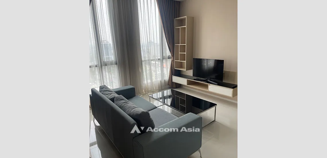 unit 2 Bedrooms  Condominium For Rent in Sukhumvit, Bangkok  near BTS Ekkamai (AA31768)