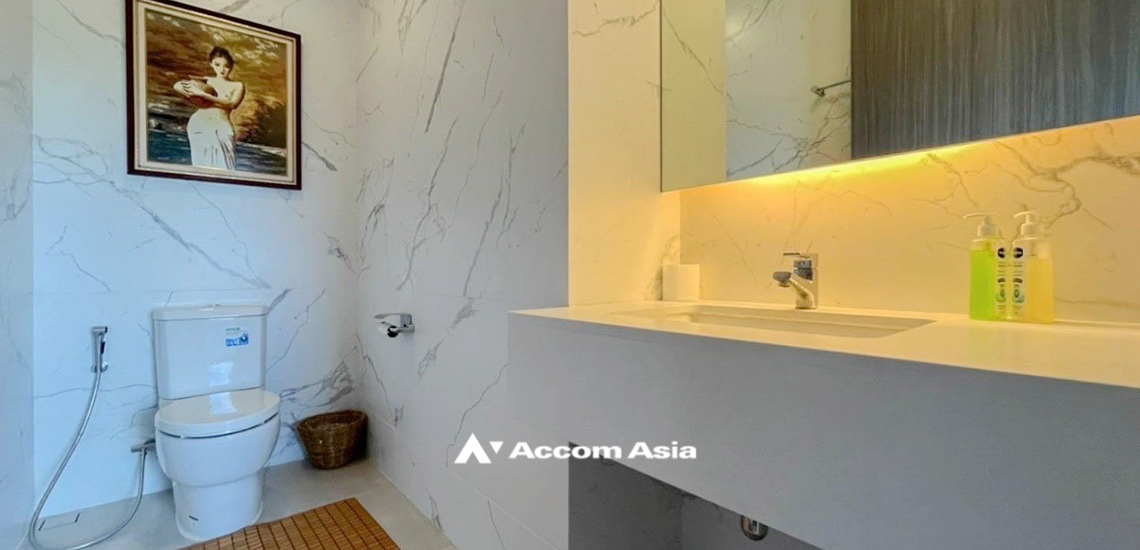 34  3 br Condominium For Sale in Sukhumvit ,Bangkok BTS Phra khanong at The Pillar AA31773