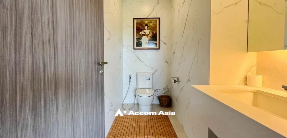 35  3 br Condominium For Sale in Sukhumvit ,Bangkok BTS Phra khanong at The Pillar AA31773