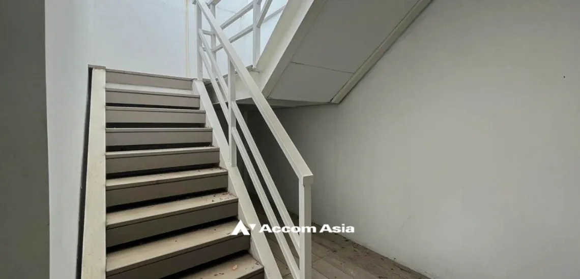 49  3 br Condominium For Sale in Sukhumvit ,Bangkok BTS Phra khanong at The Pillar AA31773