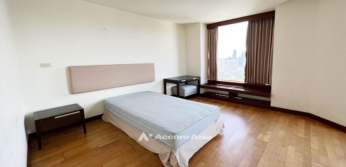 17  3 br Condominium For Sale in Ploenchit ,Bangkok BTS Ploenchit at All Seasons Mansion AA31854