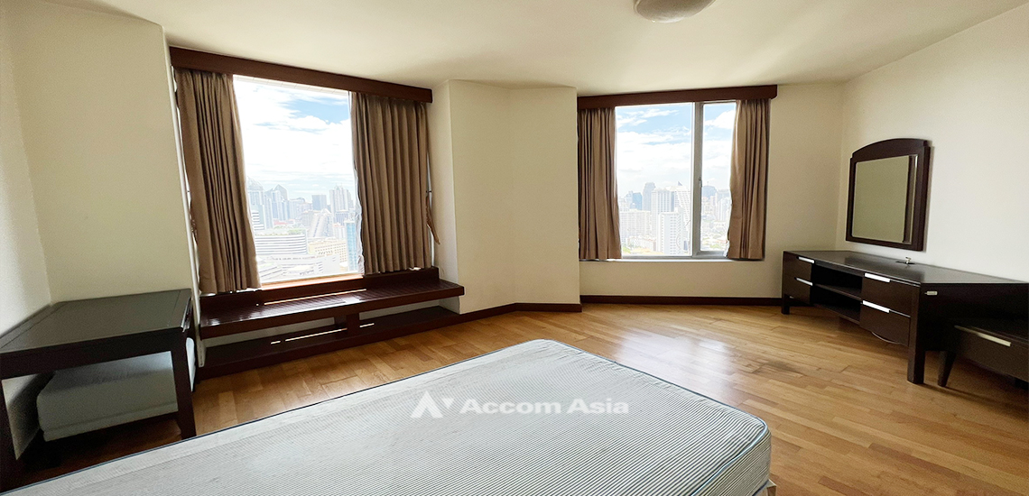 19  3 br Condominium For Sale in Ploenchit ,Bangkok BTS Ploenchit at All Seasons Mansion AA31854
