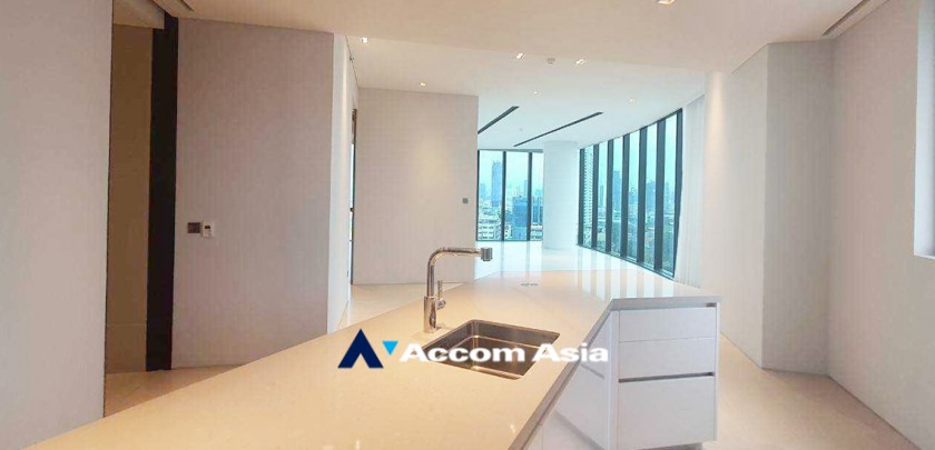  1  3 br Condominium For Sale in Charoen Nakhon ,Bangkok BTS Krung Thon Buri at Banyan Tree Residences Riverside AA31885