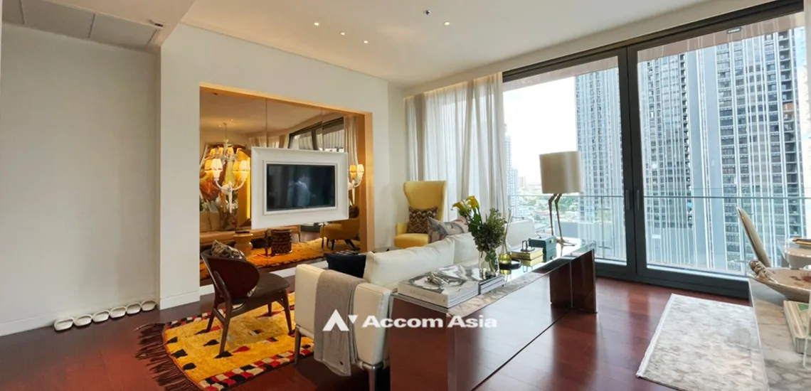 unit 2 Bedrooms  Condominium For Sale in Sukhumvit, Bangkok  near BTS Thong Lo (AA31892)