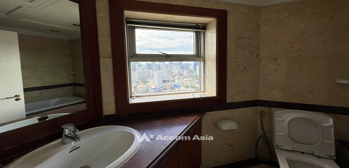 14  3 br Condominium For Sale in Ploenchit ,Bangkok BTS Ploenchit at All Seasons Mansion AA31907