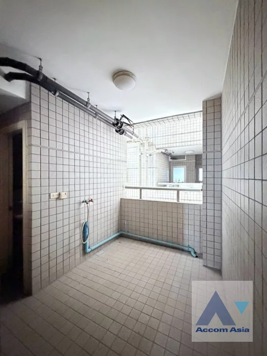 16  3 br Condominium For Sale in Ploenchit ,Bangkok BTS Ploenchit at All Seasons Mansion AA31909