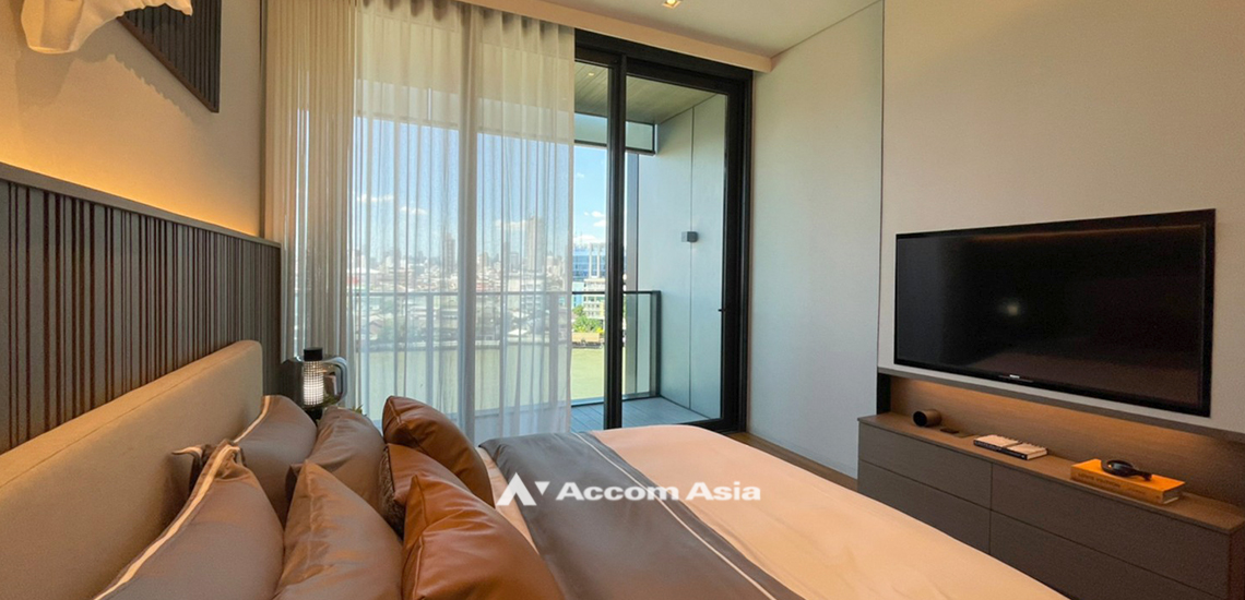 26  2 br Condominium For Sale in Charoen Nakhon ,Bangkok BTS Krung Thon Buri at Banyan Tree Residences Riverside AA31920