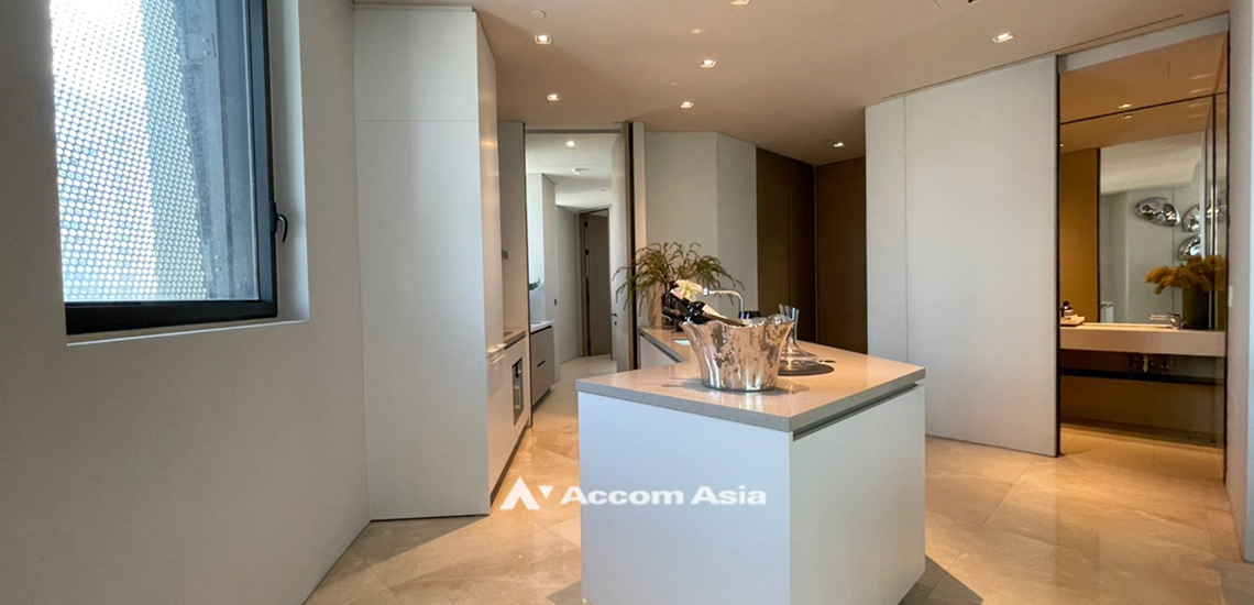 9  2 br Condominium For Sale in Charoen Nakhon ,Bangkok BTS Krung Thon Buri at Banyan Tree Residences Riverside AA31920