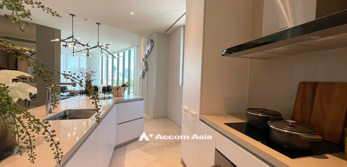 10  2 br Condominium For Sale in Charoen Nakhon ,Bangkok BTS Krung Thon Buri at Banyan Tree Residences Riverside AA31920