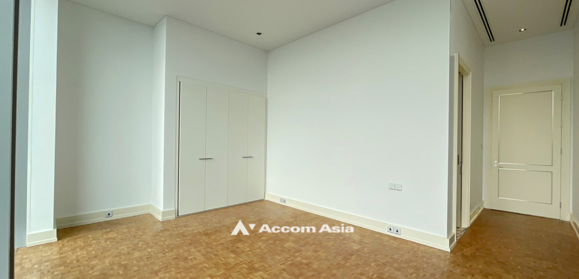 19  3 br Condominium For Sale in Silom ,Bangkok BTS Chong Nonsi at The Ritz Carlton Residences AA31939