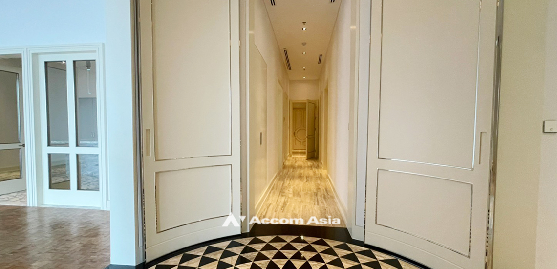 34  3 br Condominium For Sale in Silom ,Bangkok BTS Chong Nonsi at The Ritz Carlton Residences AA31939