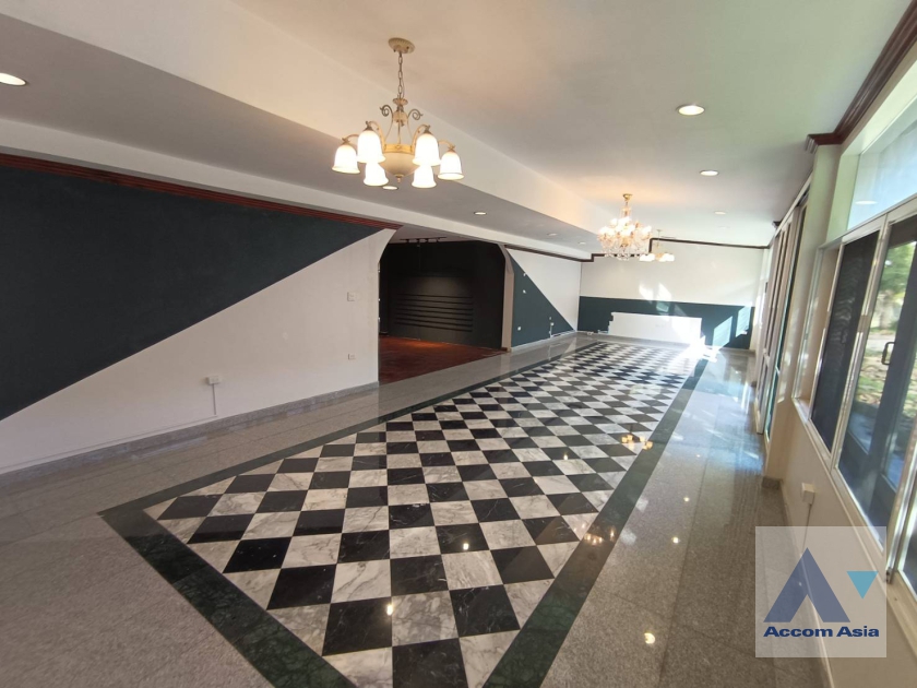 4  4 br House for rent and sale in Pattanakarn ,Bangkok BTS On Nut AA31952