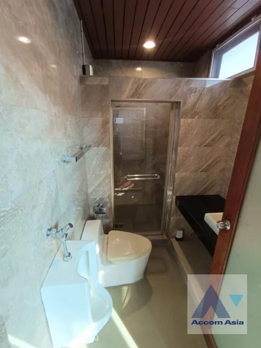 43  4 br House for rent and sale in Pattanakarn ,Bangkok BTS On Nut AA31952