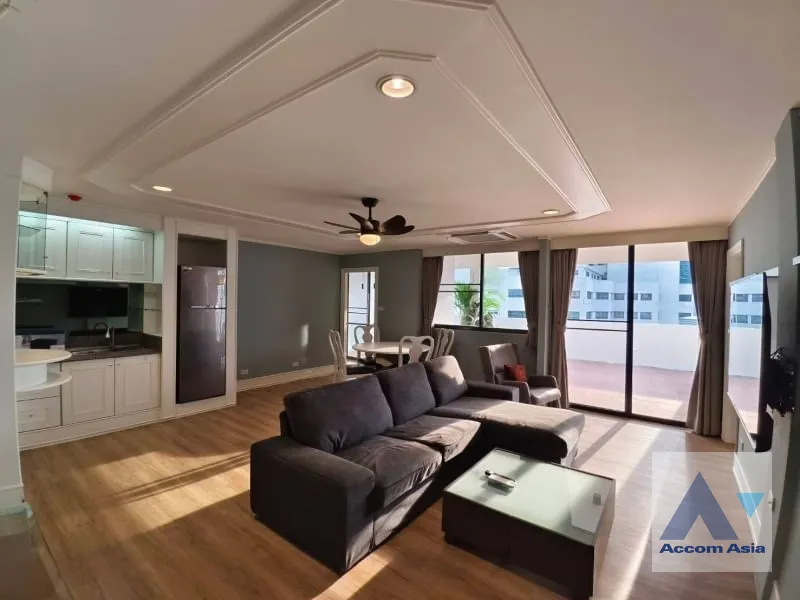 unitPet friendly |  2 Bedrooms  Apartment For Rent in Sathorn, Bangkok  near BTS Surasak (AA31977)