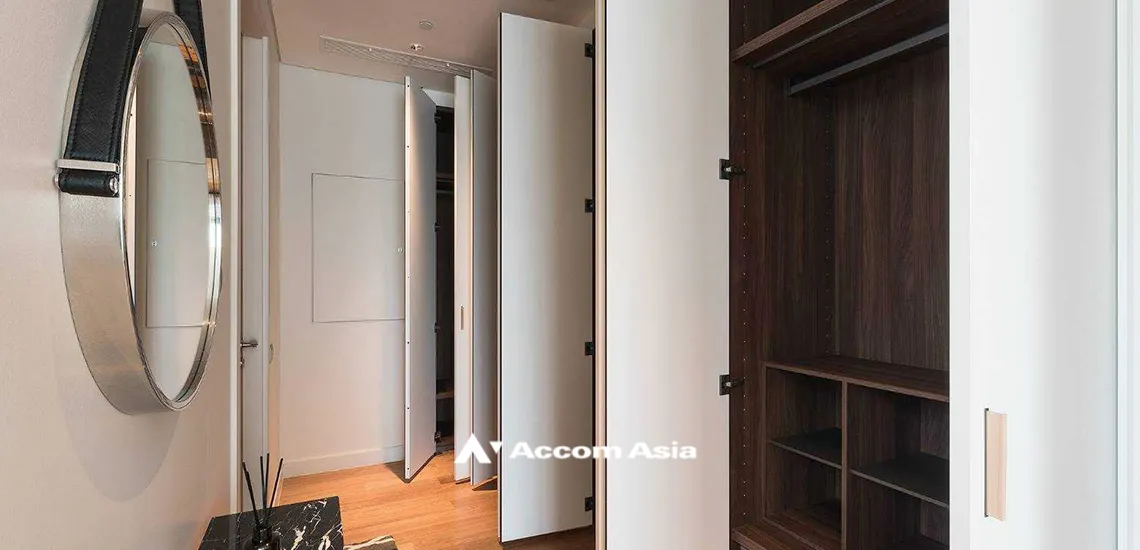 7  1 br Condominium For Rent in Ploenchit ,Bangkok BTS Chitlom at Sindhorn Residence AA32032