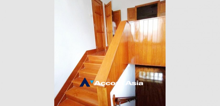 10  4 br House For Rent in Ploenchit ,Bangkok BTS Ratchadamri AA32055