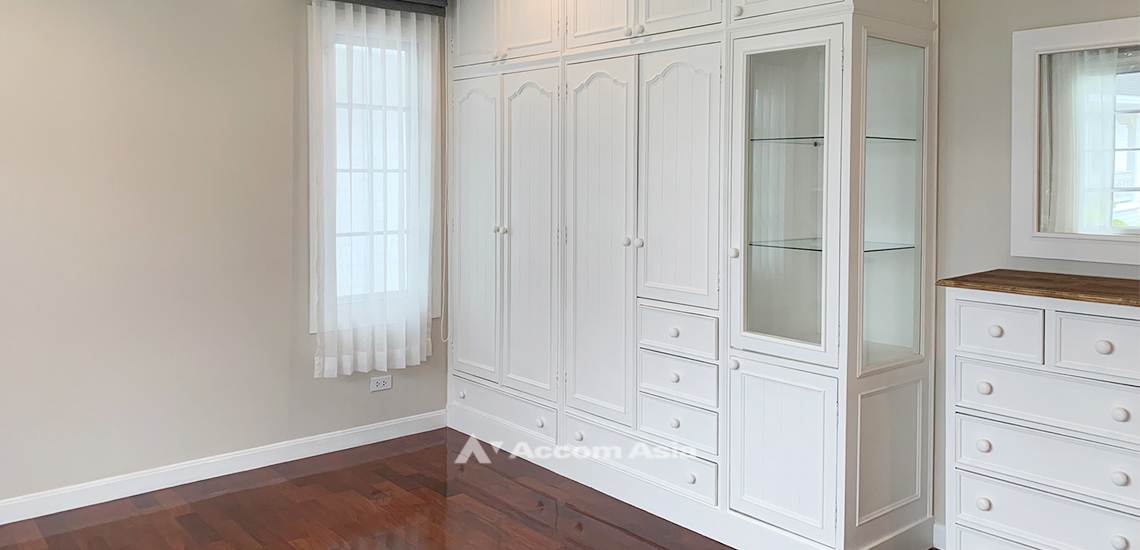 12  4 br House For Rent in Bang Na ,Bangkok  at Fantasia Villa 4 AA32058