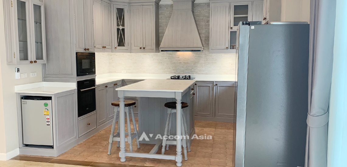 5  4 br House For Rent in Bang Na ,Bangkok  at Fantasia Villa 4 AA32058