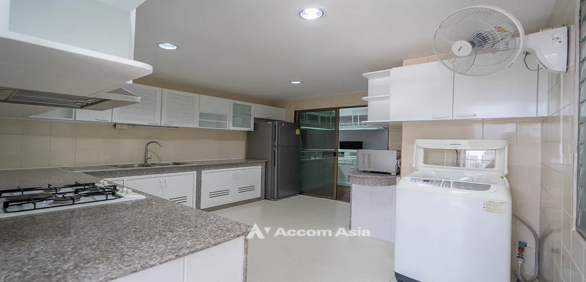 7  3 br Apartment for rent and sale in Sukhumvit ,Bangkok BTS Thong Lo at Charming apartment AA32059