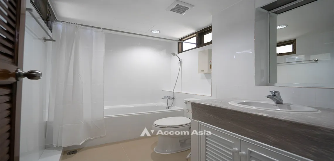 12  3 br Apartment For Rent in Sukhumvit ,Bangkok BTS Thong Lo at Charming apartment AA32059