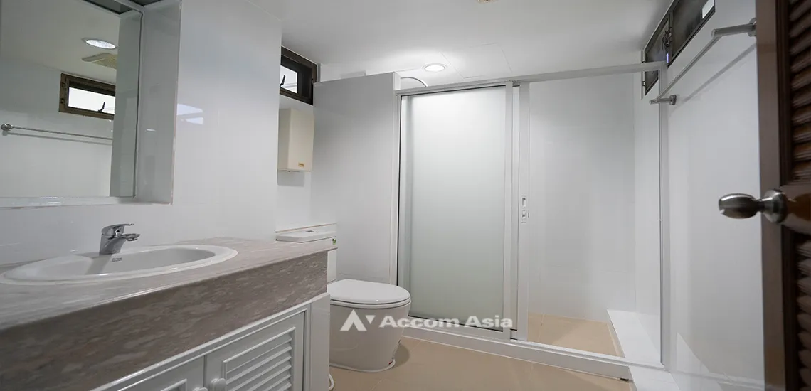 13  3 br Apartment for rent and sale in Sukhumvit ,Bangkok BTS Thong Lo at Charming apartment AA32059