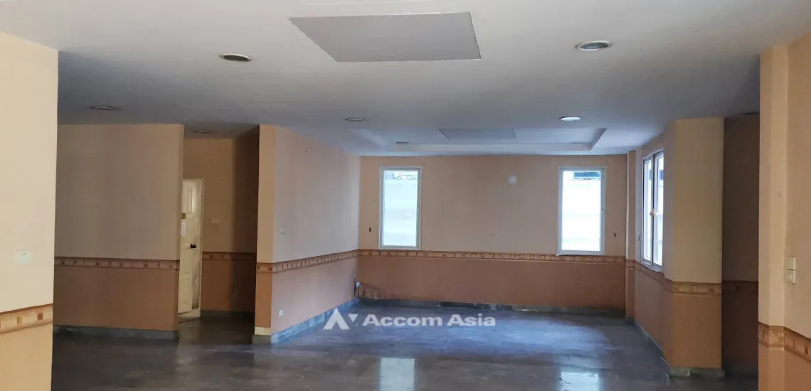 unitHome Office |  House For Rent in Ratchadaphisek, Bangkok  (AA32061)
