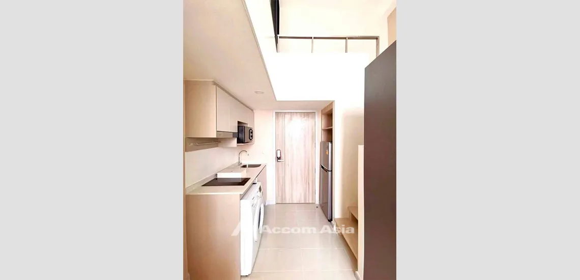 unitDuplex Condo |  1 Bedroom  Condominium For Rent in Sathorn, Bangkok  near BTS Chong Nonsi (AA32064)