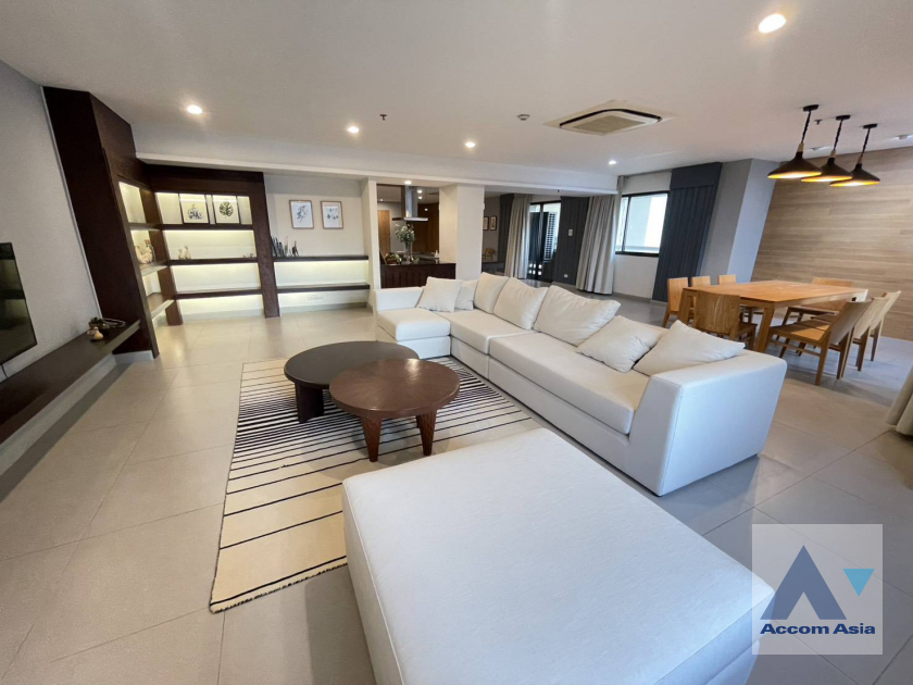  2  3 br Condominium For Rent in Sukhumvit ,Bangkok BTS Phrom Phong at Baan Suanpetch AA32076