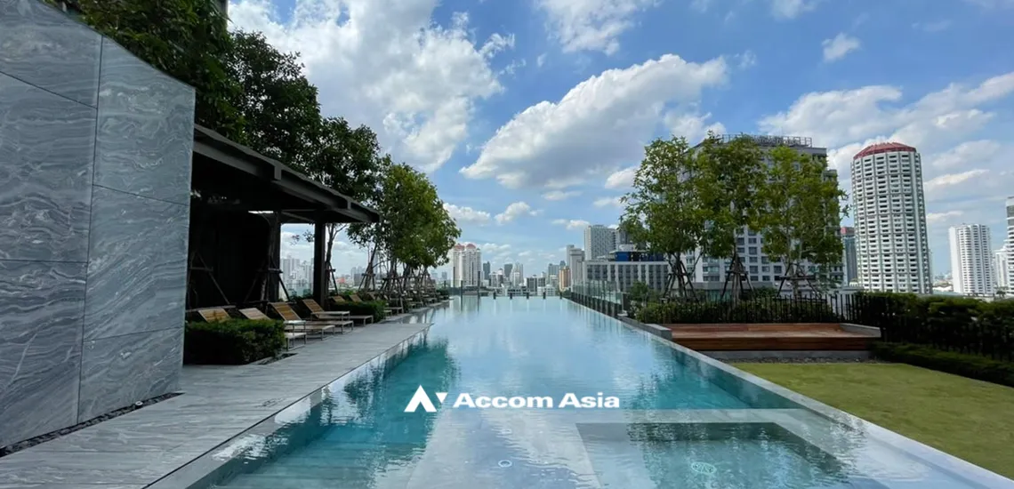 unit 1 Bedroom  Condominium For Sale in Sukhumvit, Bangkok  near BTS Thong Lo (AA32104)