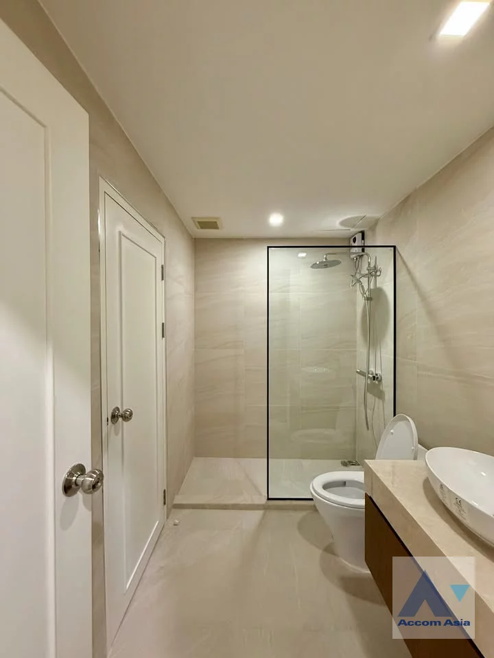 11  3 br Condominium for rent and sale in Sukhumvit ,Bangkok BTS Thong Lo at Top View AA32109