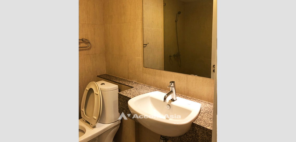 10  1 br Condominium For Sale in Sukhumvit ,Bangkok BTS Thong Lo at The Clover AA32131