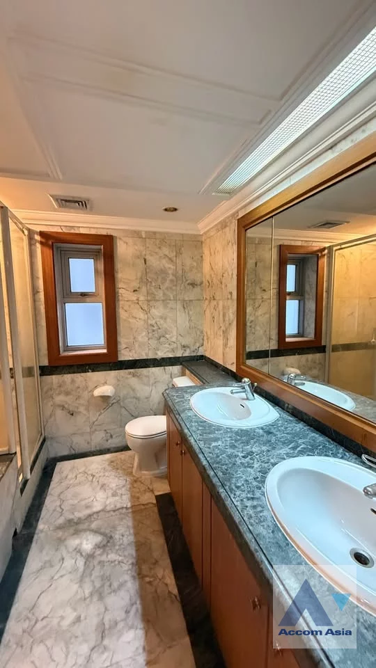 9  3 br Condominium For Sale in Ploenchit ,Bangkok BTS Ploenchit at All Seasons Mansion AA32150