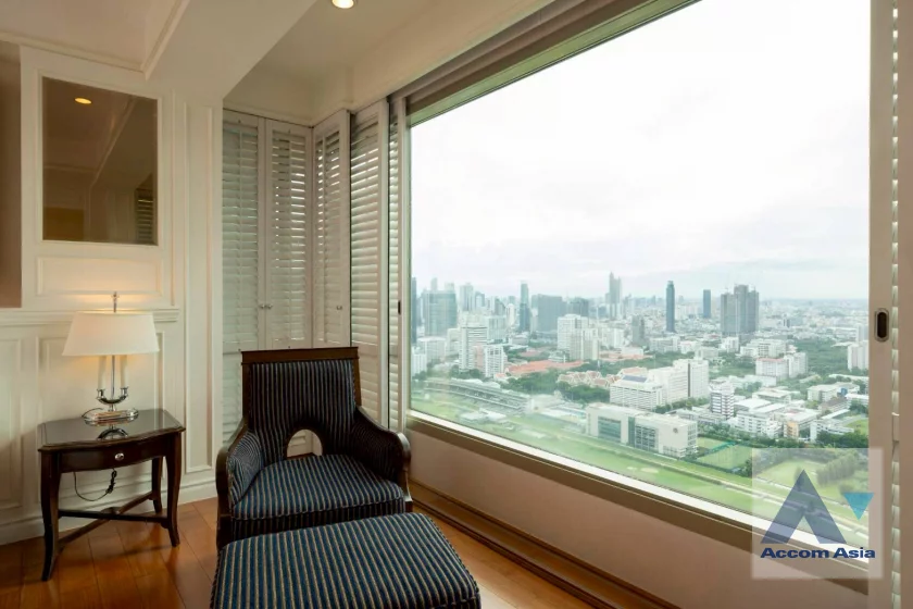 4  3 br Apartment For Rent in Ploenchit ,Bangkok BTS Ratchadamri at Thai Contemporary Place AA32160