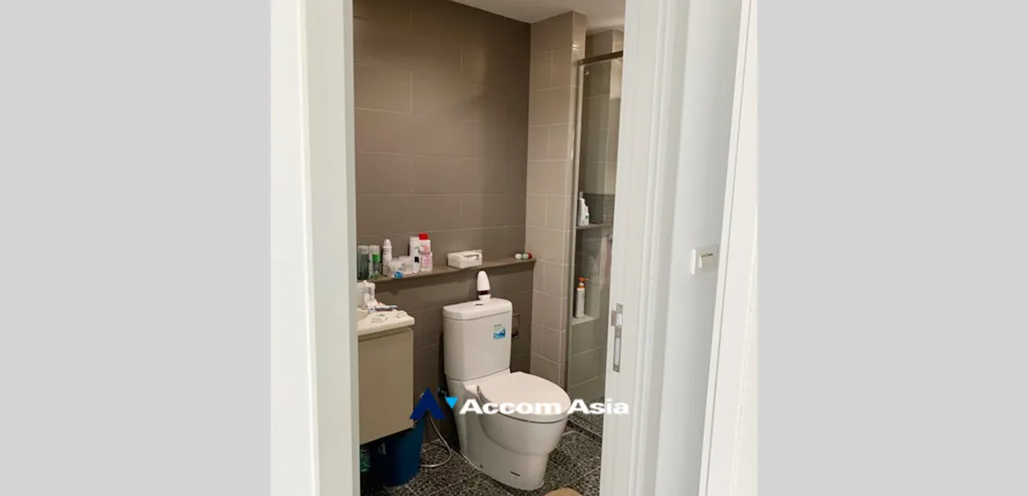 unit 2 Bedrooms  Condominium For Sale in Sukhumvit, Bangkok  near BTS Punnawithi (AA32178)