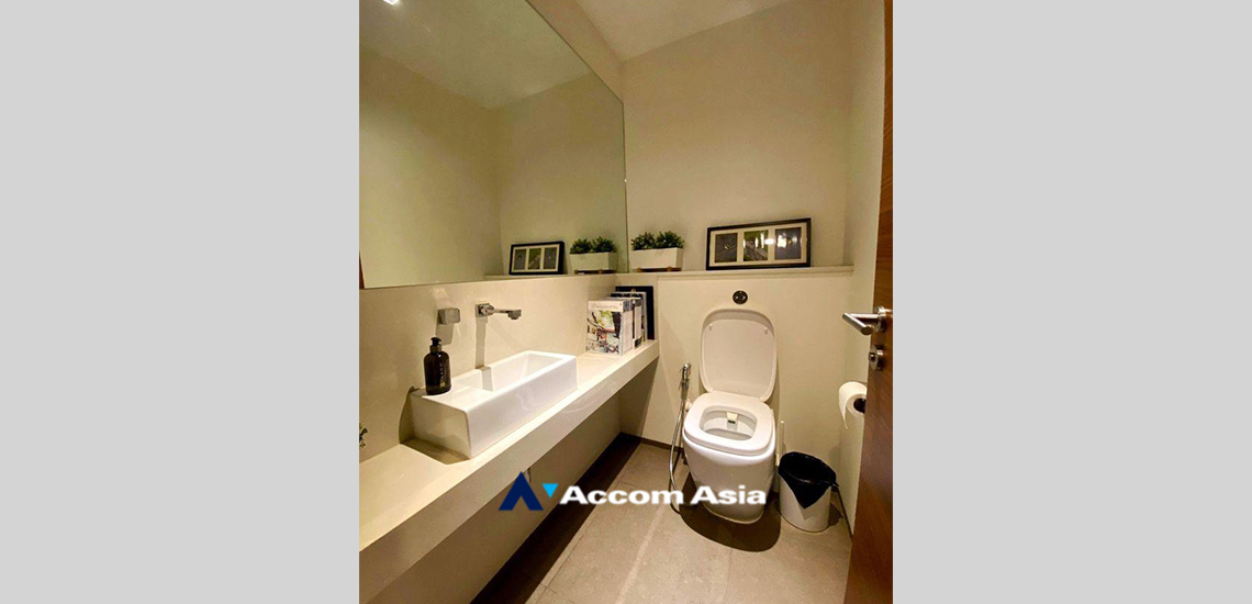 12  2 br Condominium For Sale in Charoen Nakhon ,Bangkok BTS Krung Thon Buri at The River Condominium AA32185