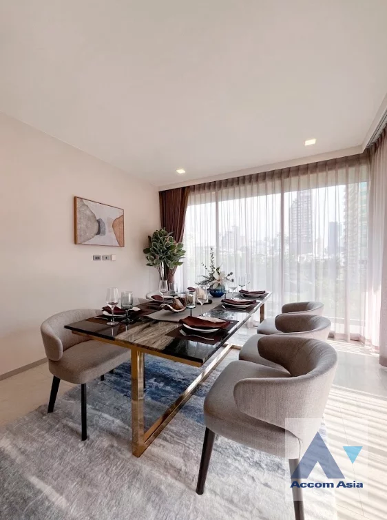 unit 3 Bedrooms  Condominium For Rent & Sale in Sukhumvit, Bangkok  near MRT Sukhumvit - BTS Asok (AA32187)