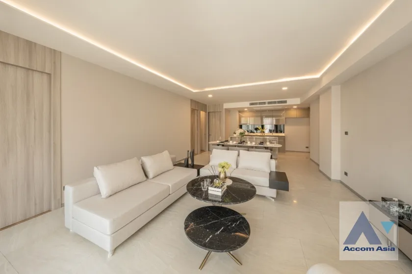 unit 3 Bedrooms  Condominium For Rent & Sale in Sukhumvit, Bangkok  near MRT Sukhumvit - BTS Asok (AA32189)