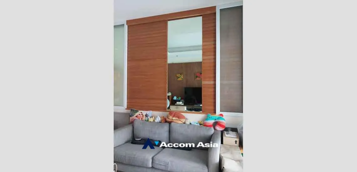 unit 3 Bedrooms  House For Rent in Ratchadaphisek, Bangkok  near ARL Ramkhamhaeng (AA32193)