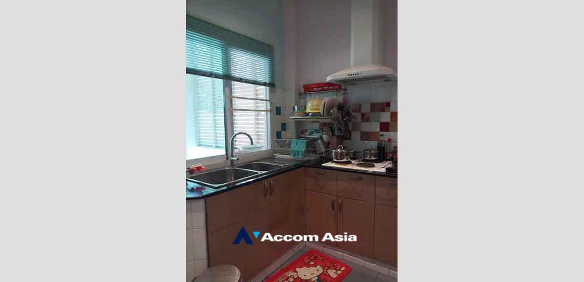 6  3 br House For Rent in Ratchadaphisek ,Bangkok ARL Ramkhamhaeng AA32193