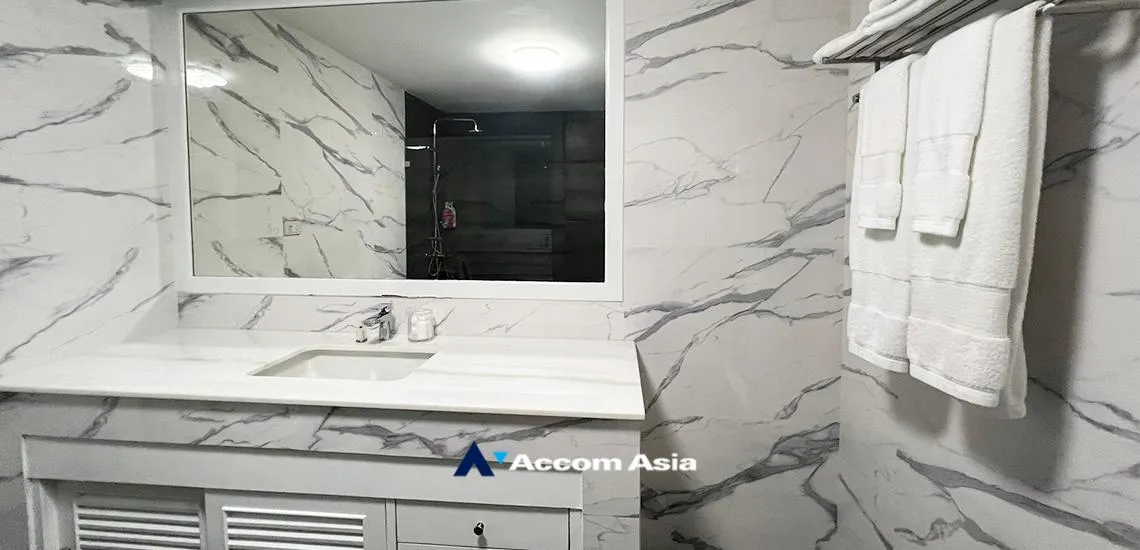 29  3 br Apartment for rent and sale in Ploenchit ,Bangkok BTS Chitlom at Heart of Langsuan - Privacy AA32211