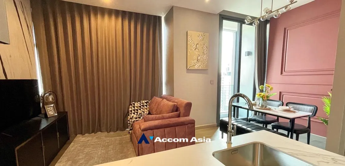 unit 1 Bedroom  Condominium For Rent in Ratchadaphisek, Bangkok  near BTS Asok - MRT Phetchaburi (AA32222)