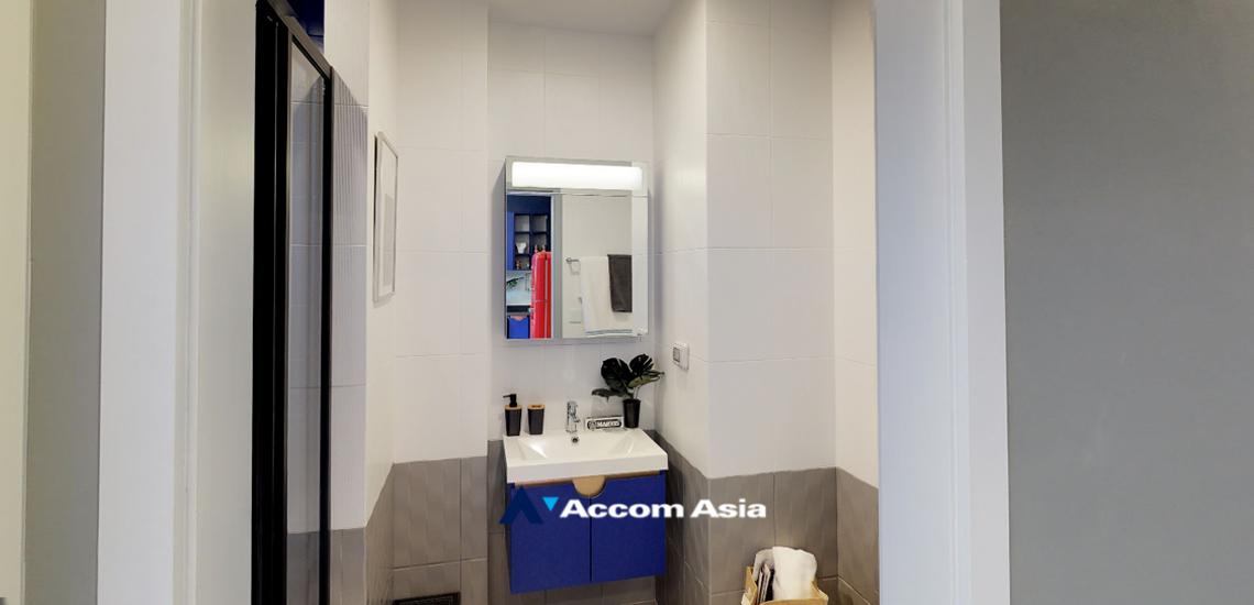 7  2 br Condominium For Sale in Sukhumvit ,Bangkok BTS Ekkamai at XT Ekkamai AA32257